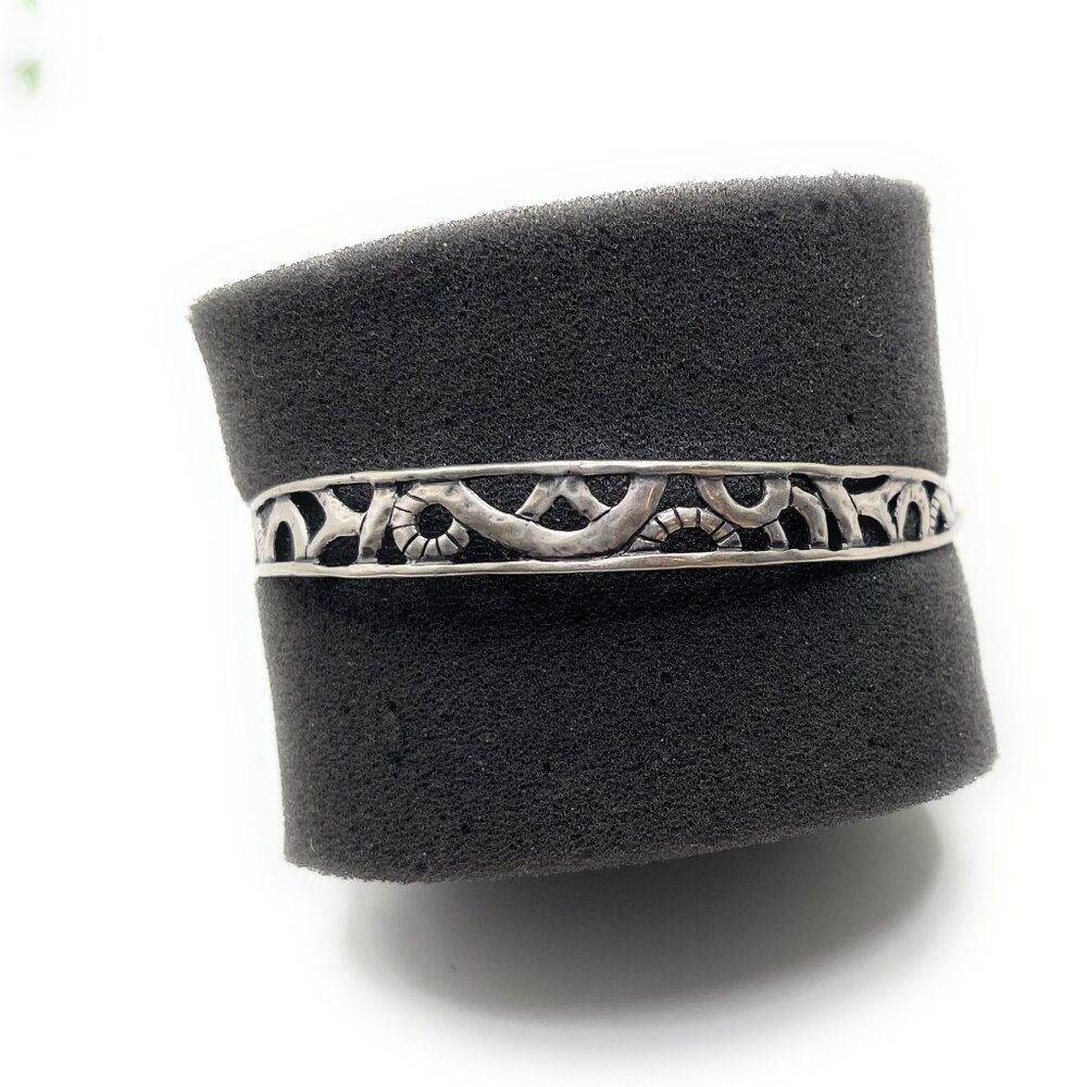 B2783 Retired Silpada Del Mar Bangle Bracelet